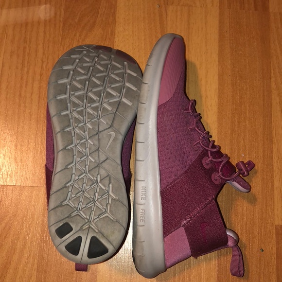 Nike running shoes - Picture 2 of 4